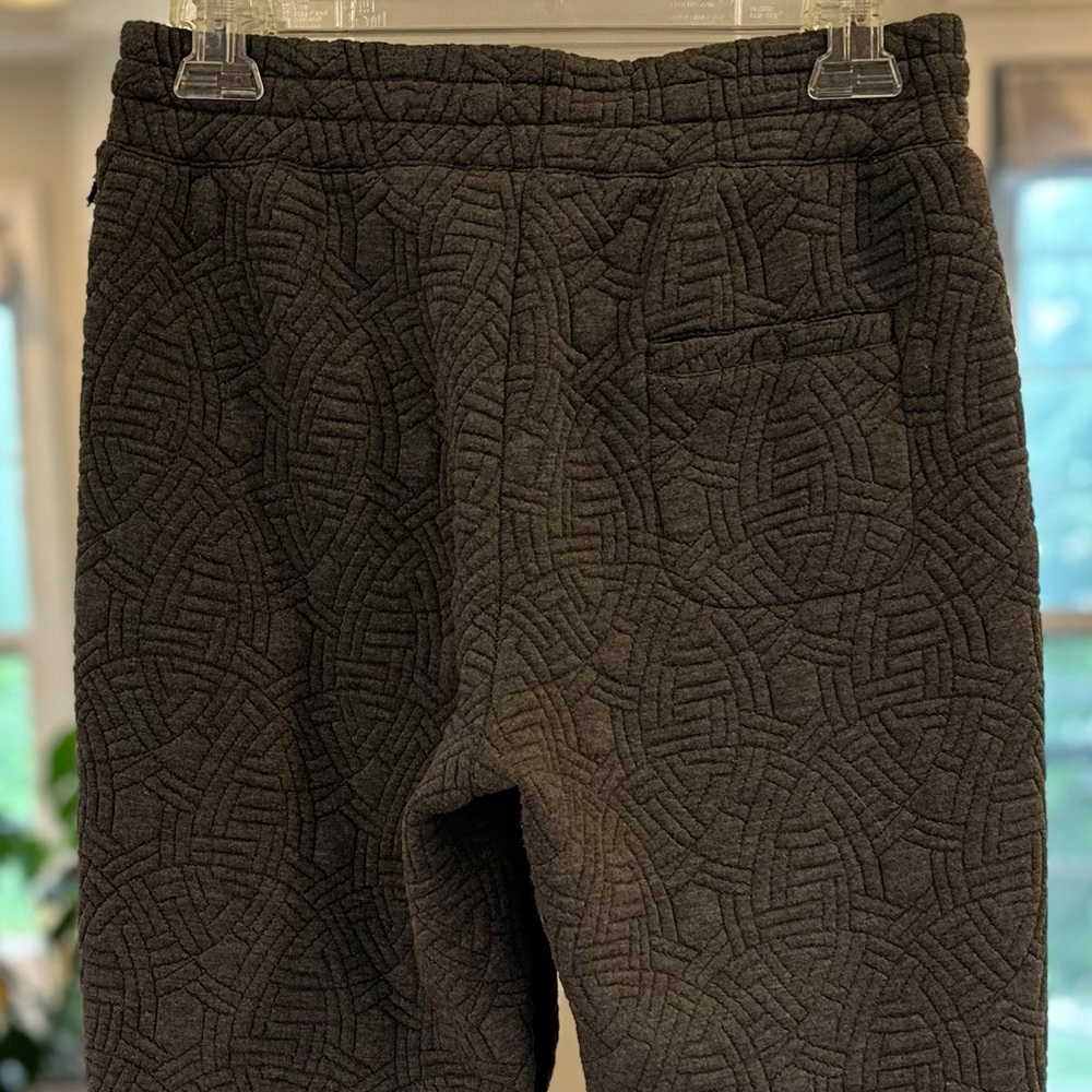 Fabletics Textured Design Gray Drawstring Joggers… - image 11